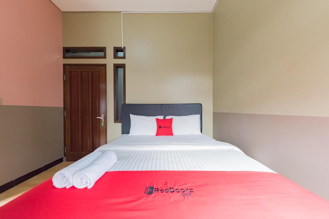 Hotel Reddoorz Syariah Near Politeknik Negeri Bandung Campus Cimahi Zewnętrze zdjęcie
