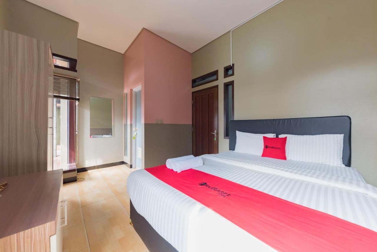 Hotel Reddoorz Syariah Near Politeknik Negeri Bandung Campus Cimahi Zewnętrze zdjęcie