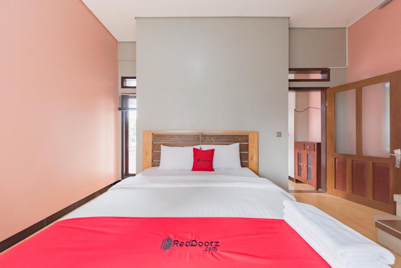 Hotel Reddoorz Syariah Near Politeknik Negeri Bandung Campus Cimahi Zewnętrze zdjęcie