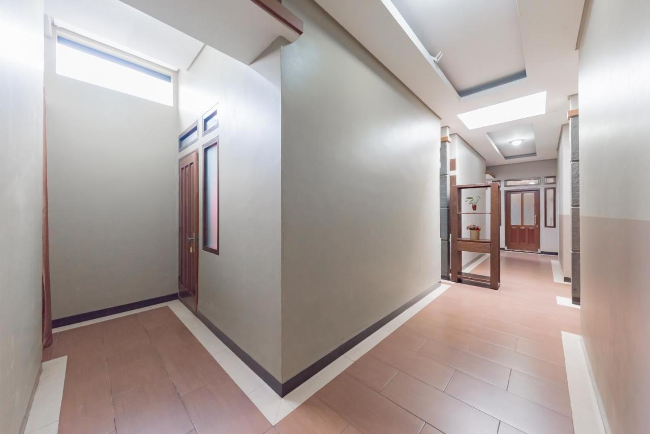 Hotel Reddoorz Syariah Near Politeknik Negeri Bandung Campus Cimahi Zewnętrze zdjęcie